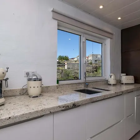Holiday home Casa Palmeras Granadilla De Abona